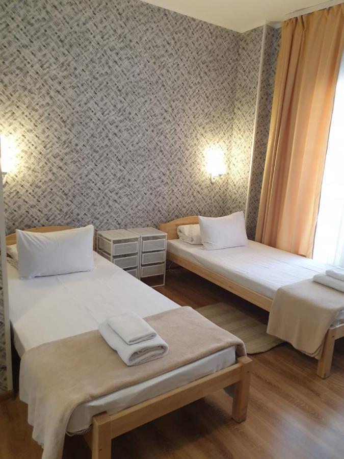Westa Khách sạn 2*